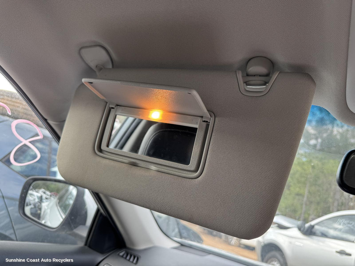 2016-2026 Renault Kaleos Sunvisor