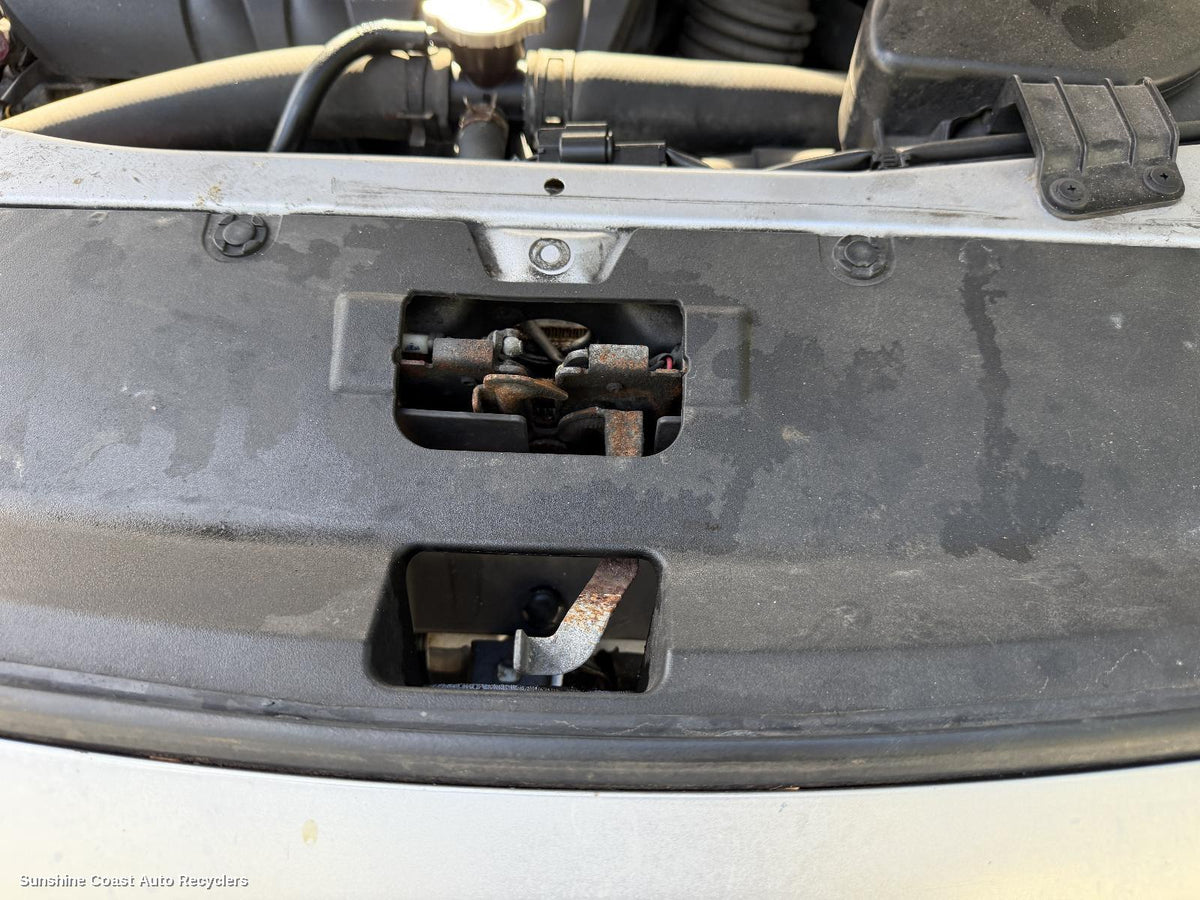 2009-2021 Mitsubishi Outlander Bonnet Lock Support