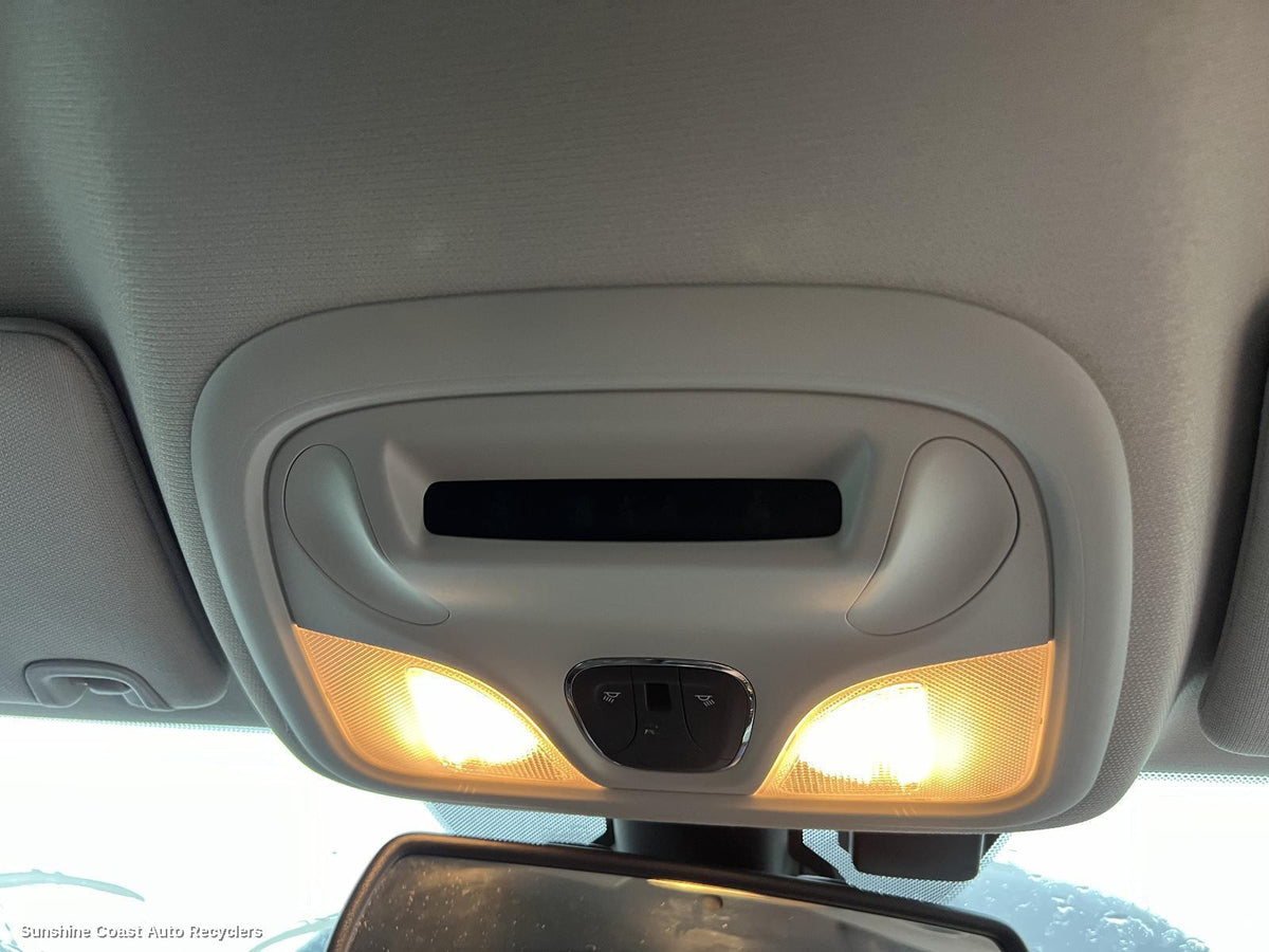 2014-2022 Jeep Cherokee Courtesy Light