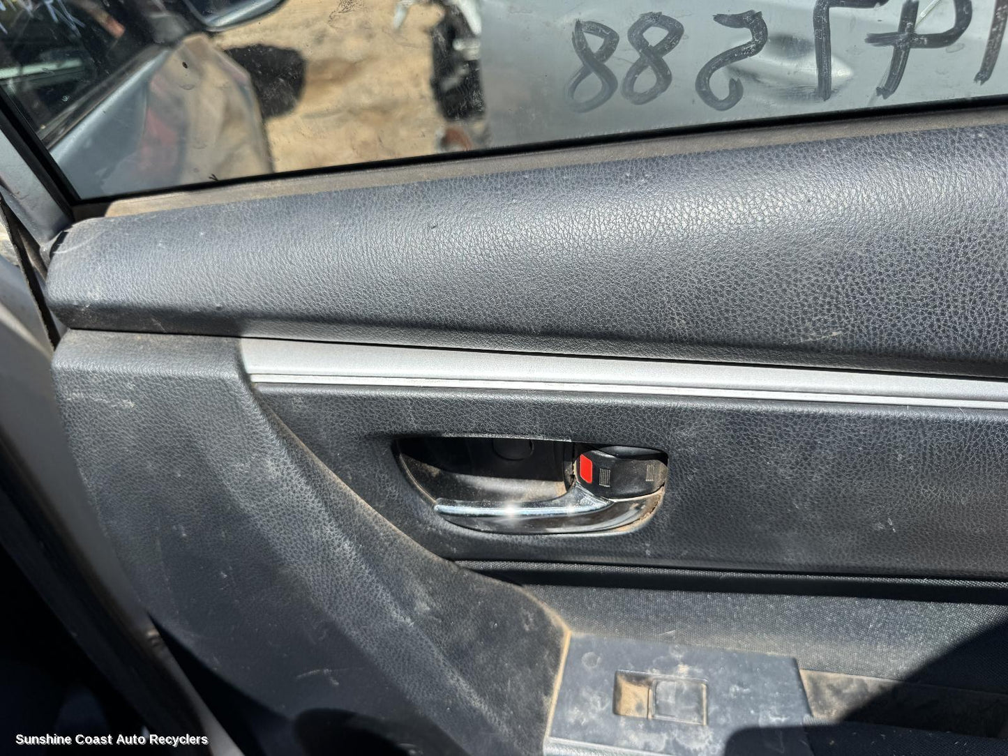 2013 Toyota Corolla Door Handle