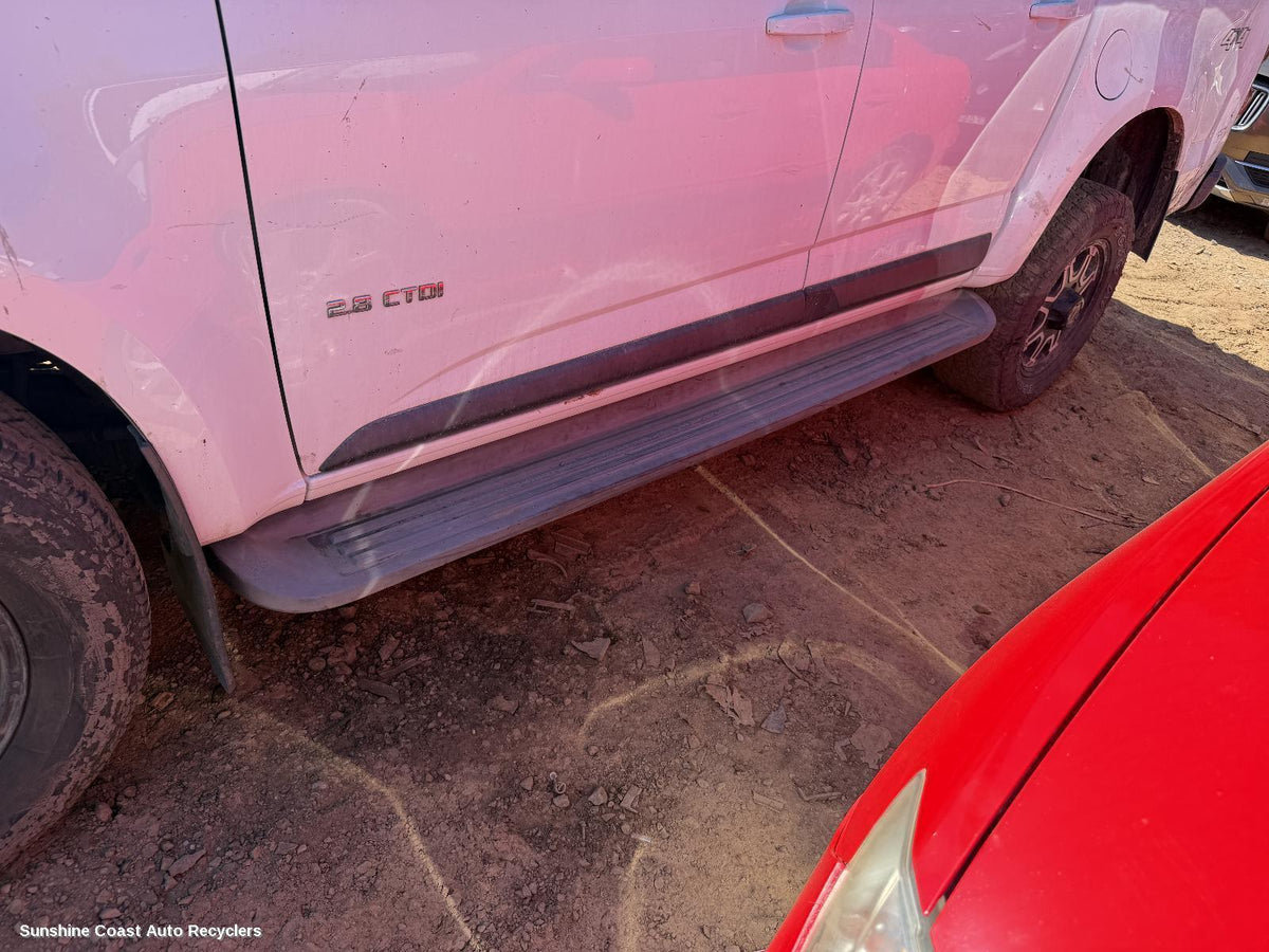 2012-2020 Holden Colorado Side Step Skirt