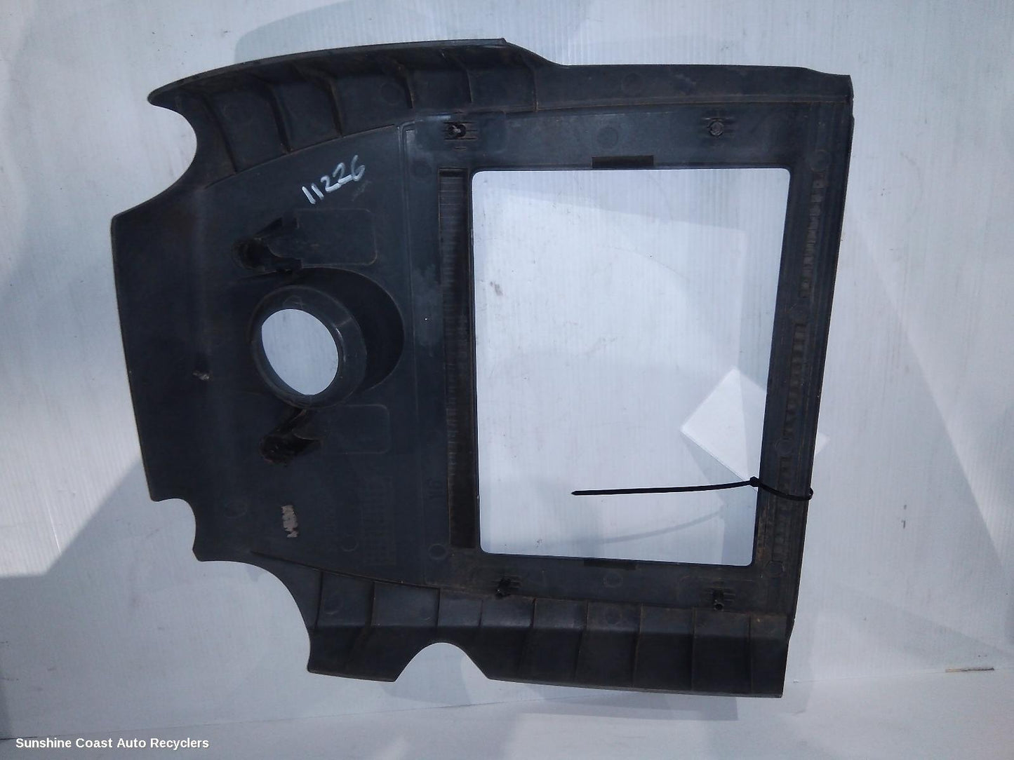 2011 Isuzu Dmax Engine Cover