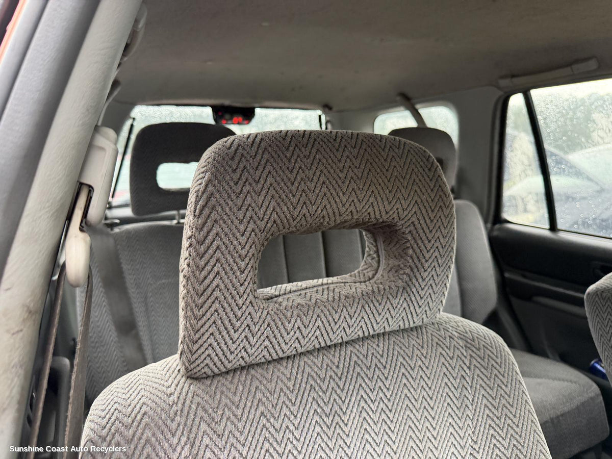 1995-2001 Honda Crv Headrest