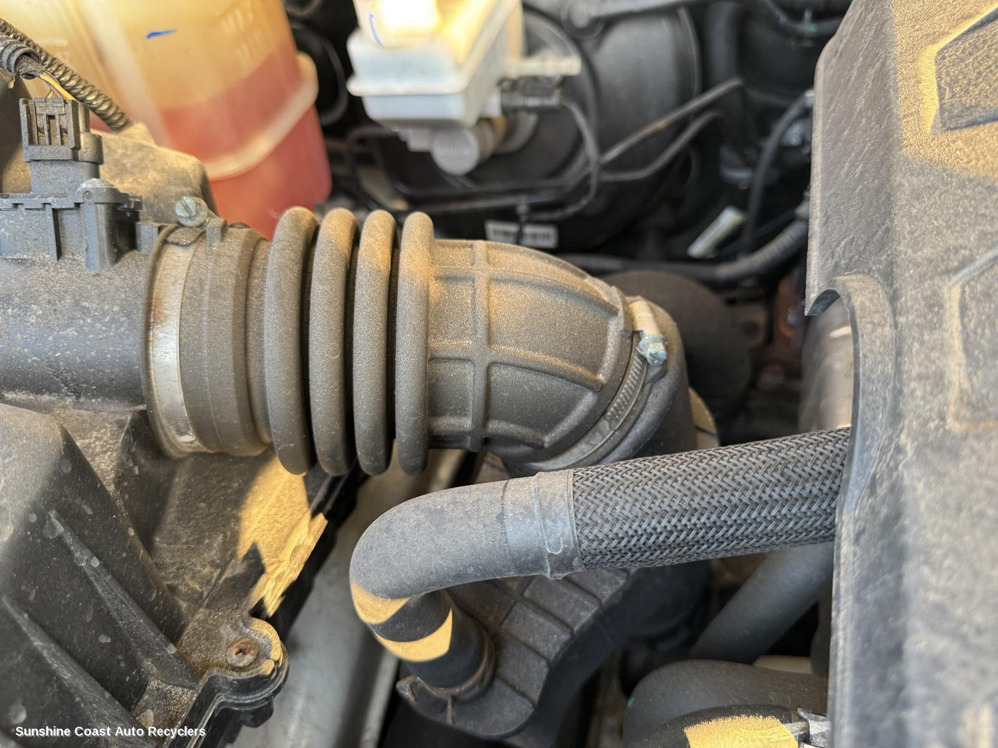 2020 Ldv T60 Air Cleaner Duct Hos