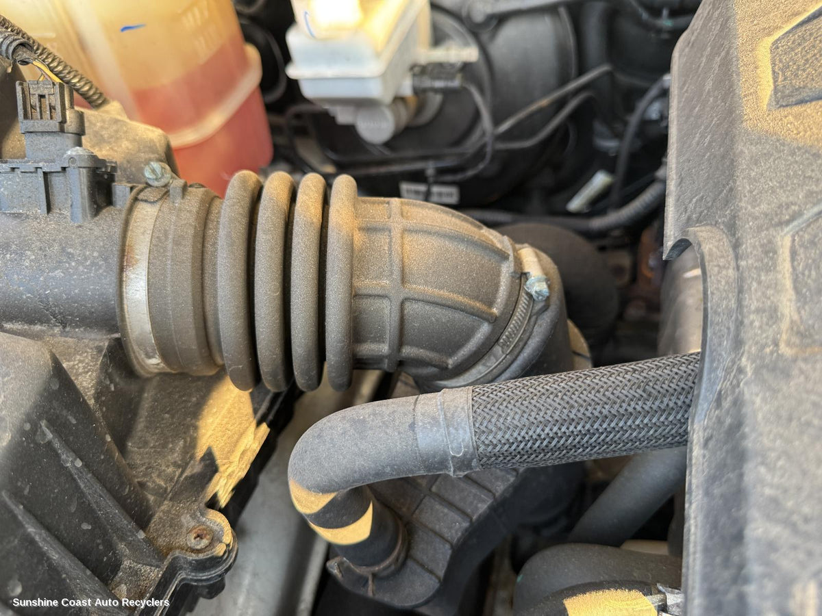 2017-2021 Ldv T60 Air Cleaner Duct Hos