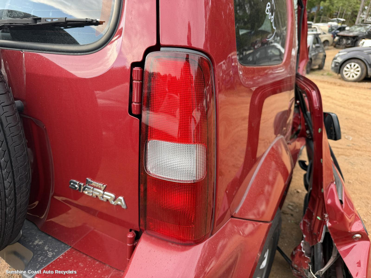 2005-2018 Suzuki Jimny Right Taillight