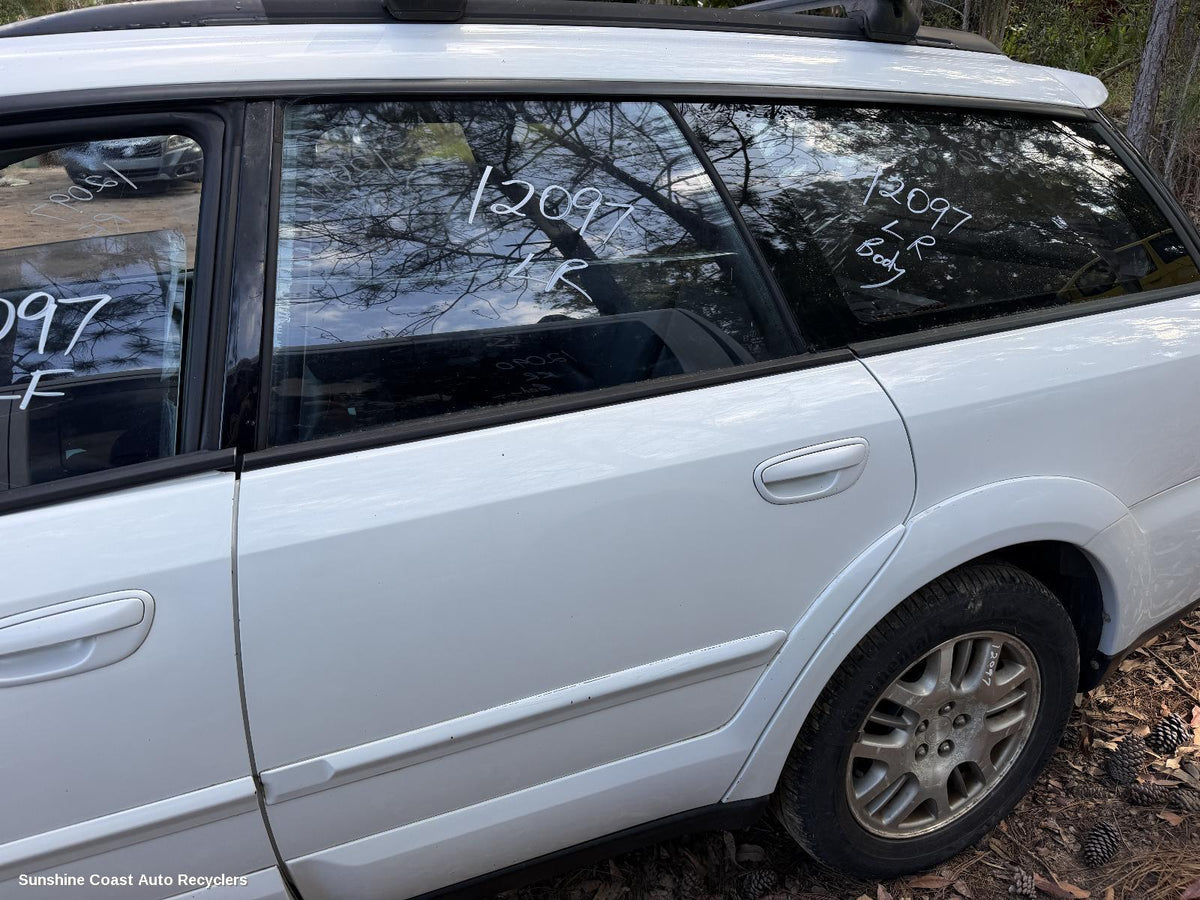 2003-2009 Subaru Outback Left Rear Door Sliding