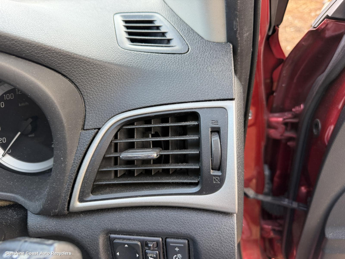 2013-2016 Nissan Pulsar Misc