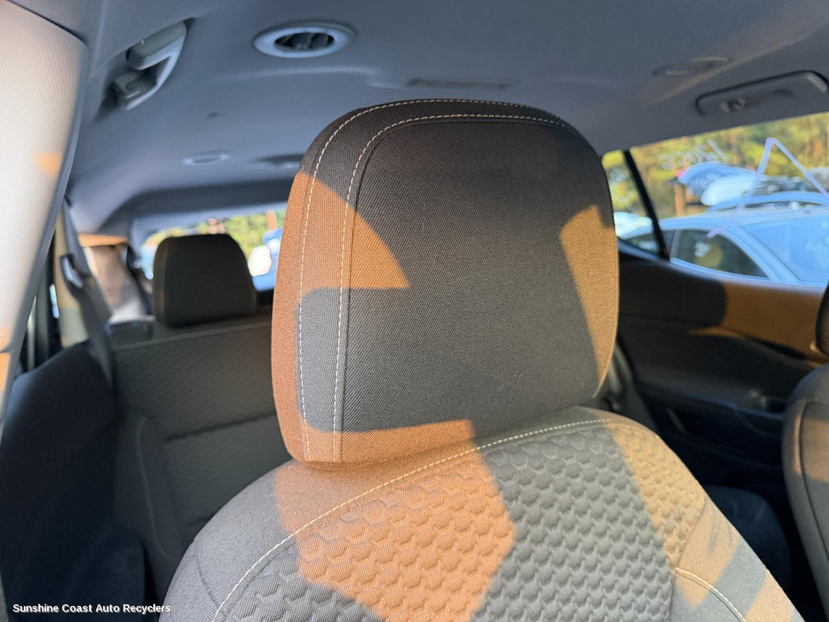 2018-2020 Holden Acadia Headrest