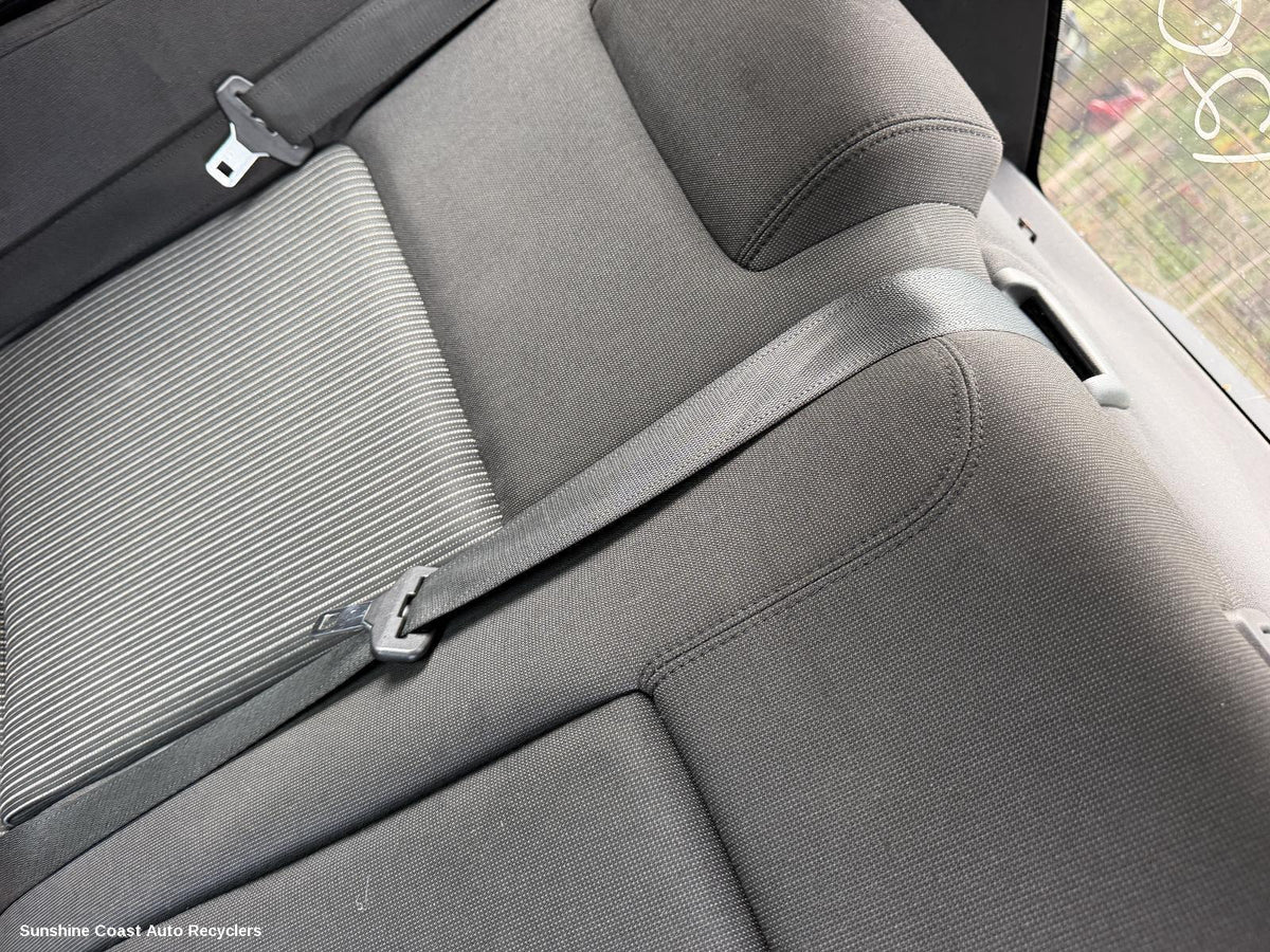 2006-2013 Holden Commodore Seatbelt Stalk