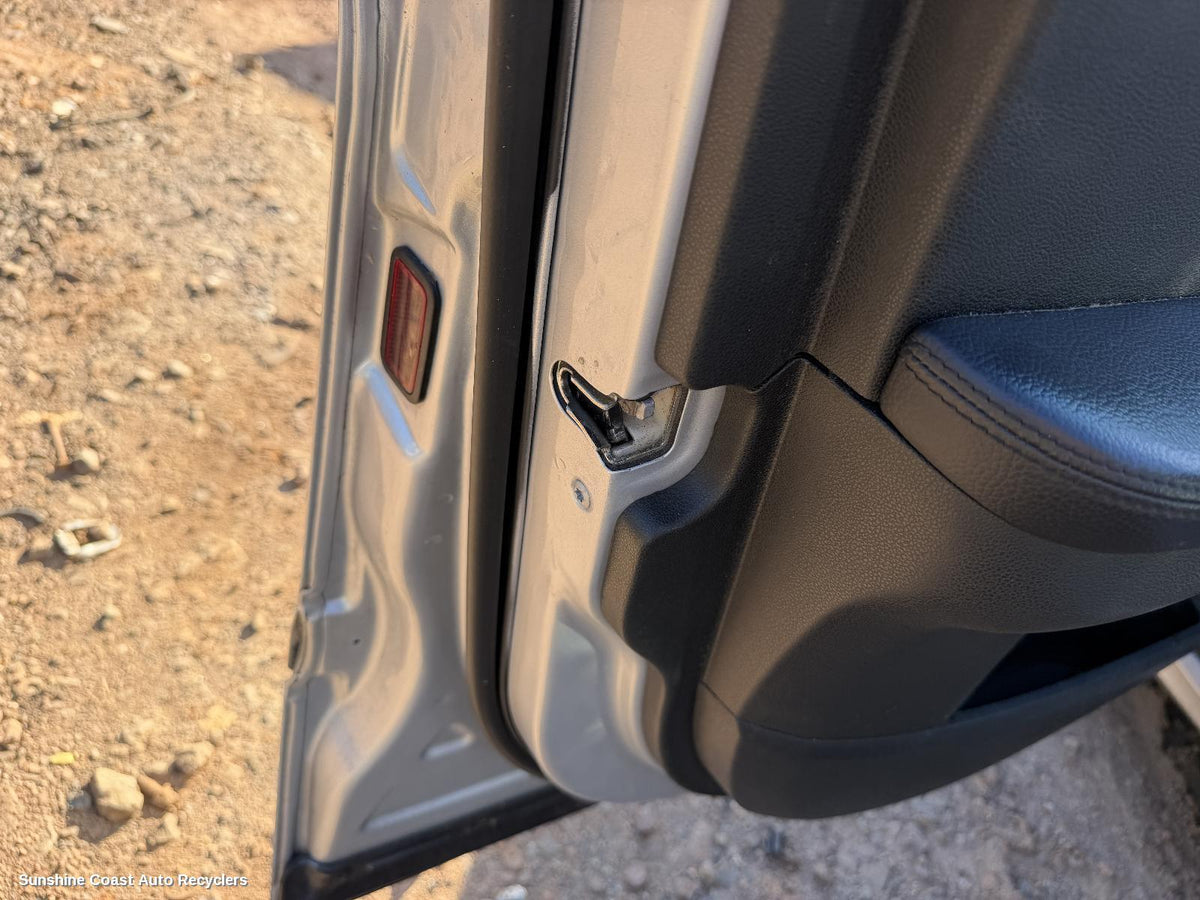 2006-2013 Mercedes R Class Door Boot Gate Lock