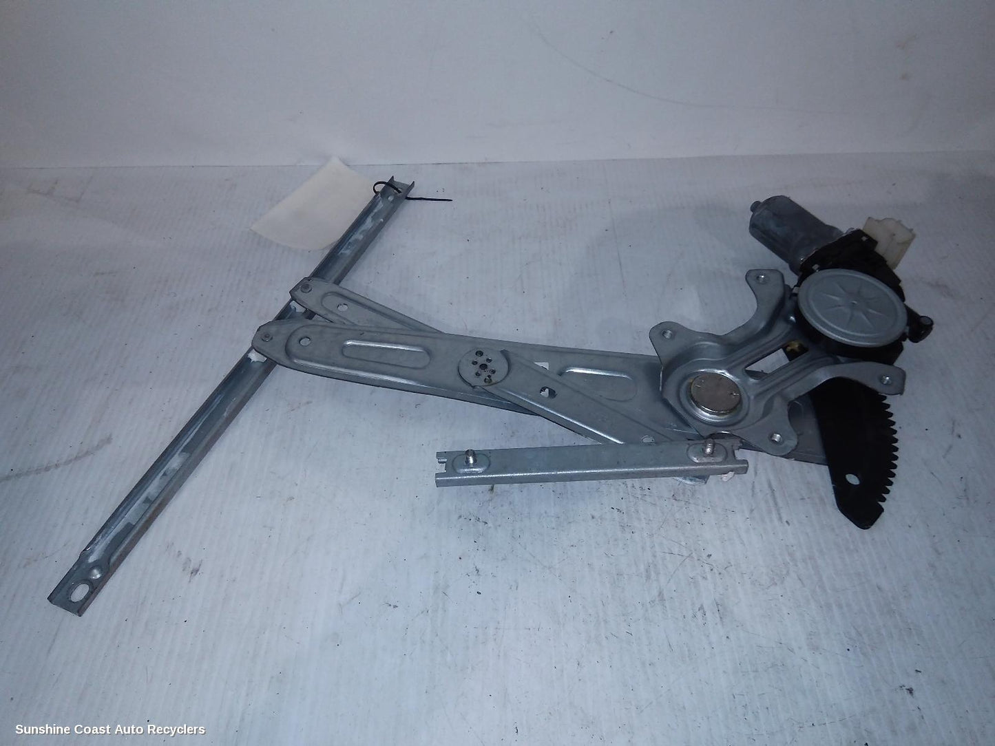 2016-2026 Renault Kaleos Left Rear Wnd Reg Motor