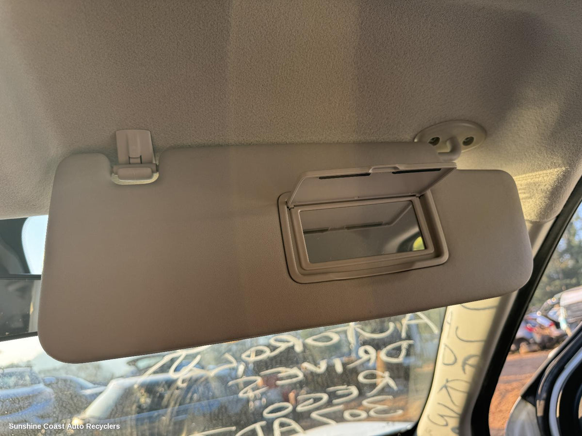 2017-2026 Ldv T60 Sunvisor