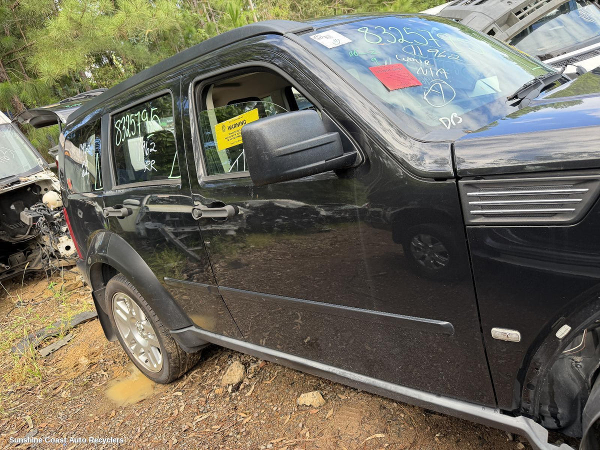2007-2011 Dodge Nitro Right Door Mirror