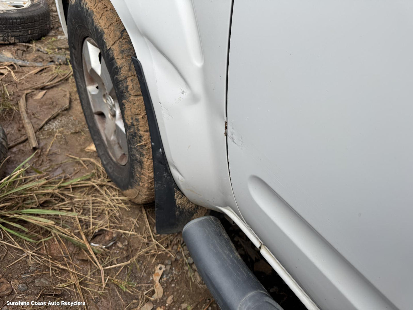 2010 Nissan Navara Mud Flaps