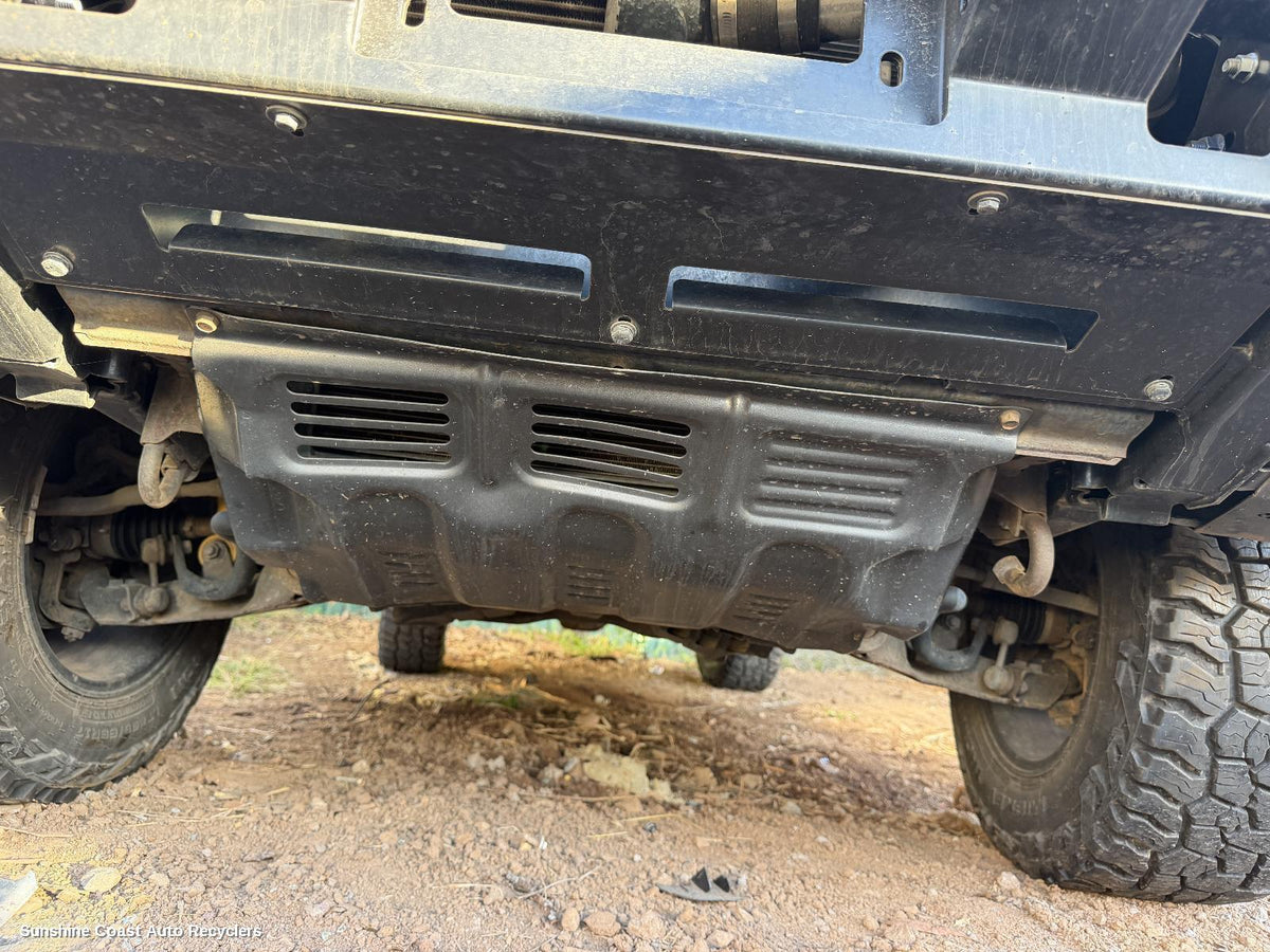 2009-2015 Mitsubishi Triton Front Bumper