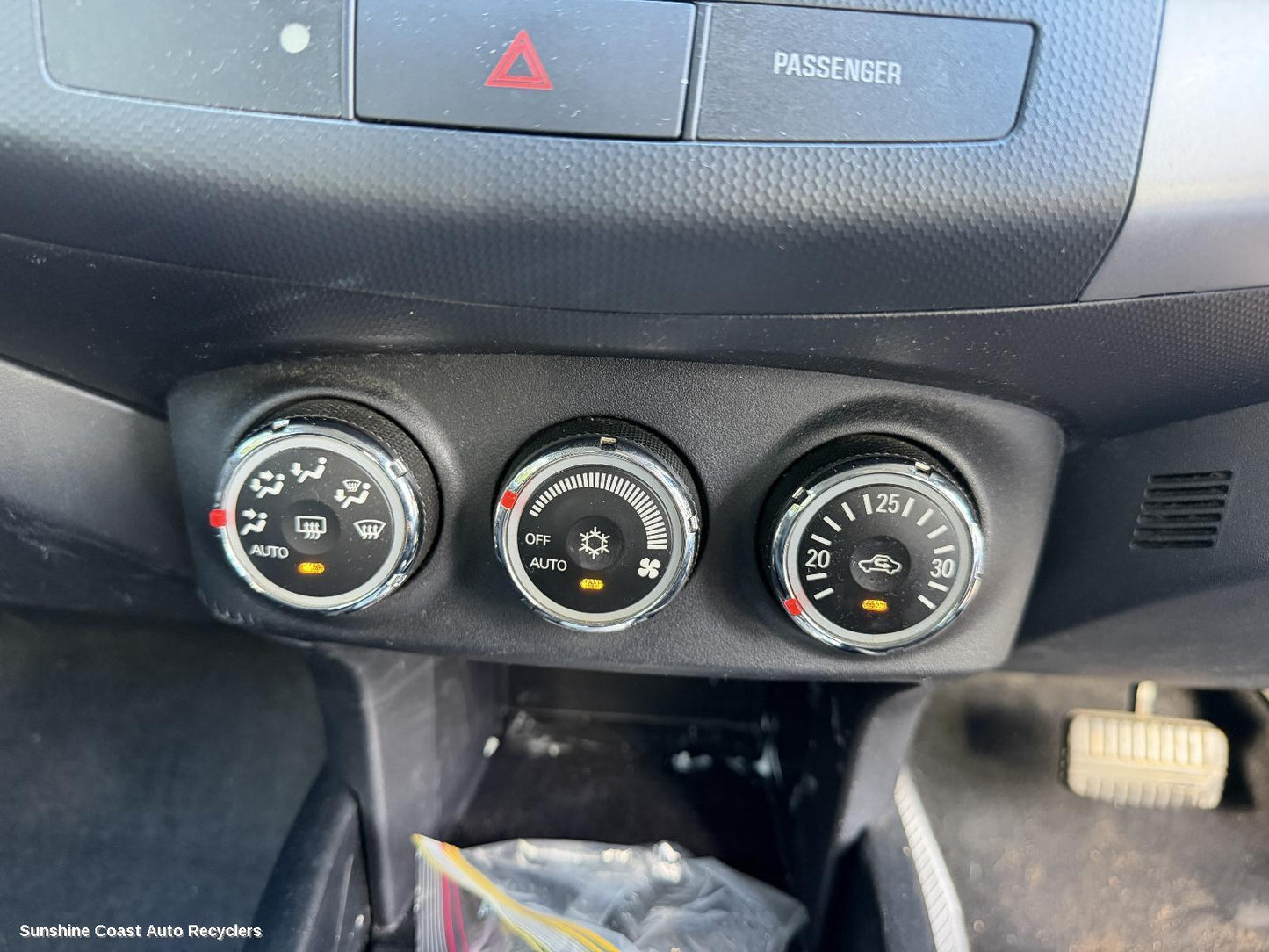 2006-2012 Mitsubishi Outlander Heater Ac Controls