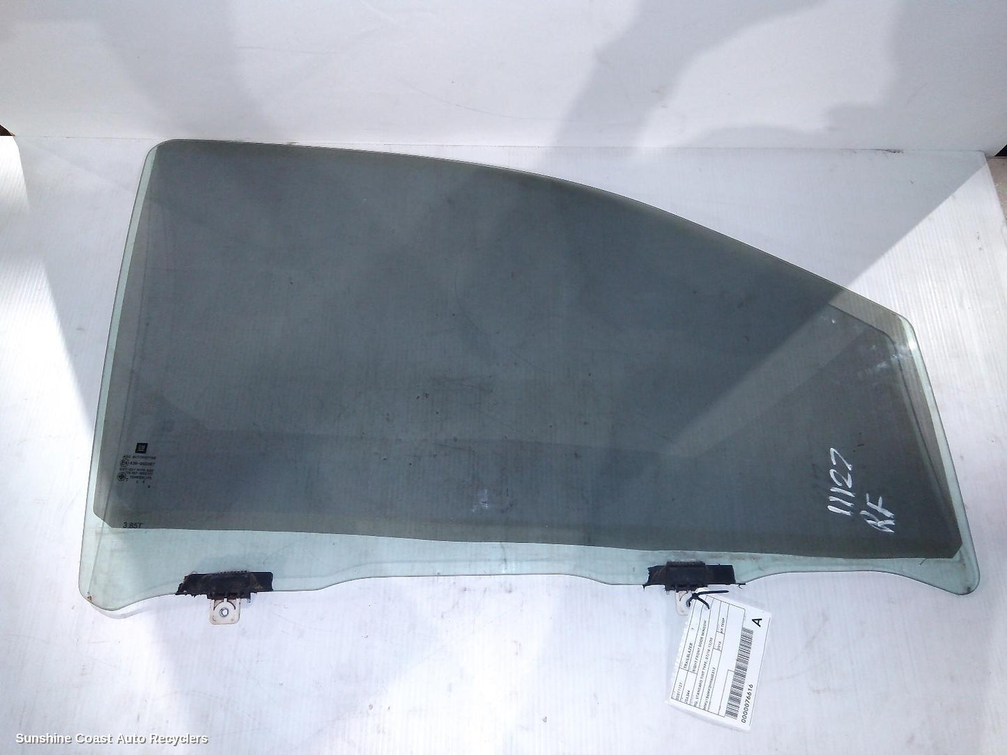 2016 Holden Trailblazer Right Front Door Window
