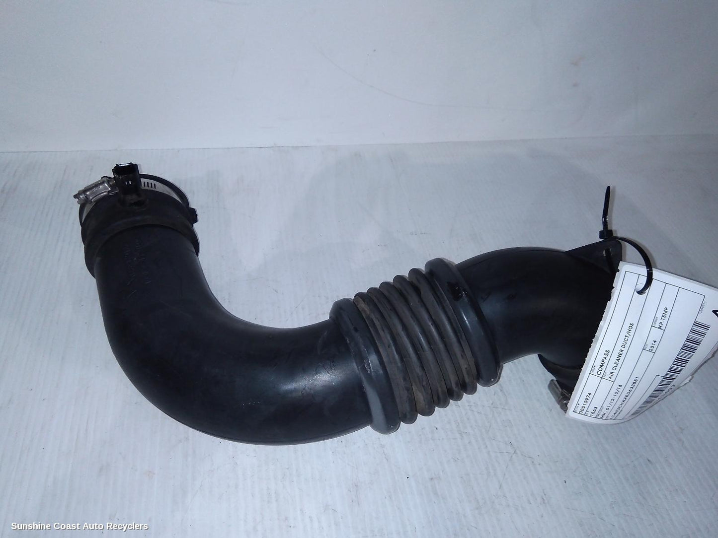 2014 Jeep Compass Air Cleaner Duct Hos