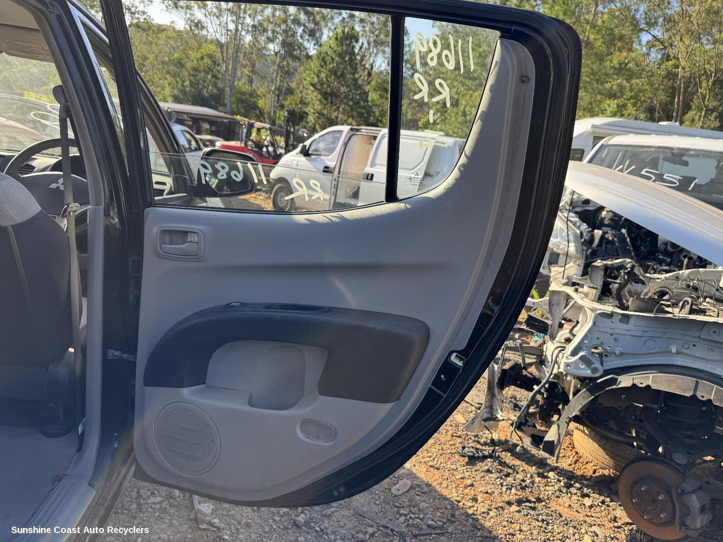 2008 Mitsubishi Triton Door Trim