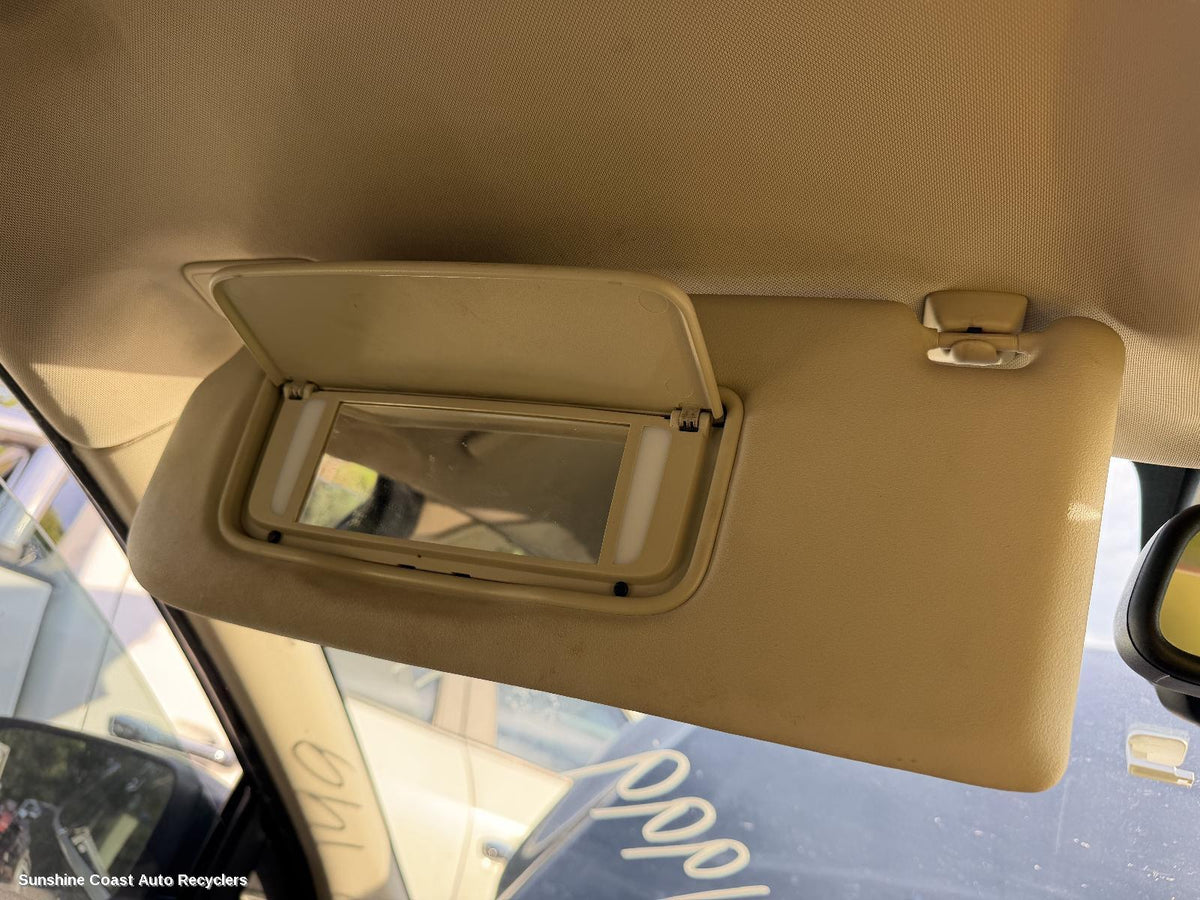 2009-2017 Volvo Xc60 Sunvisor