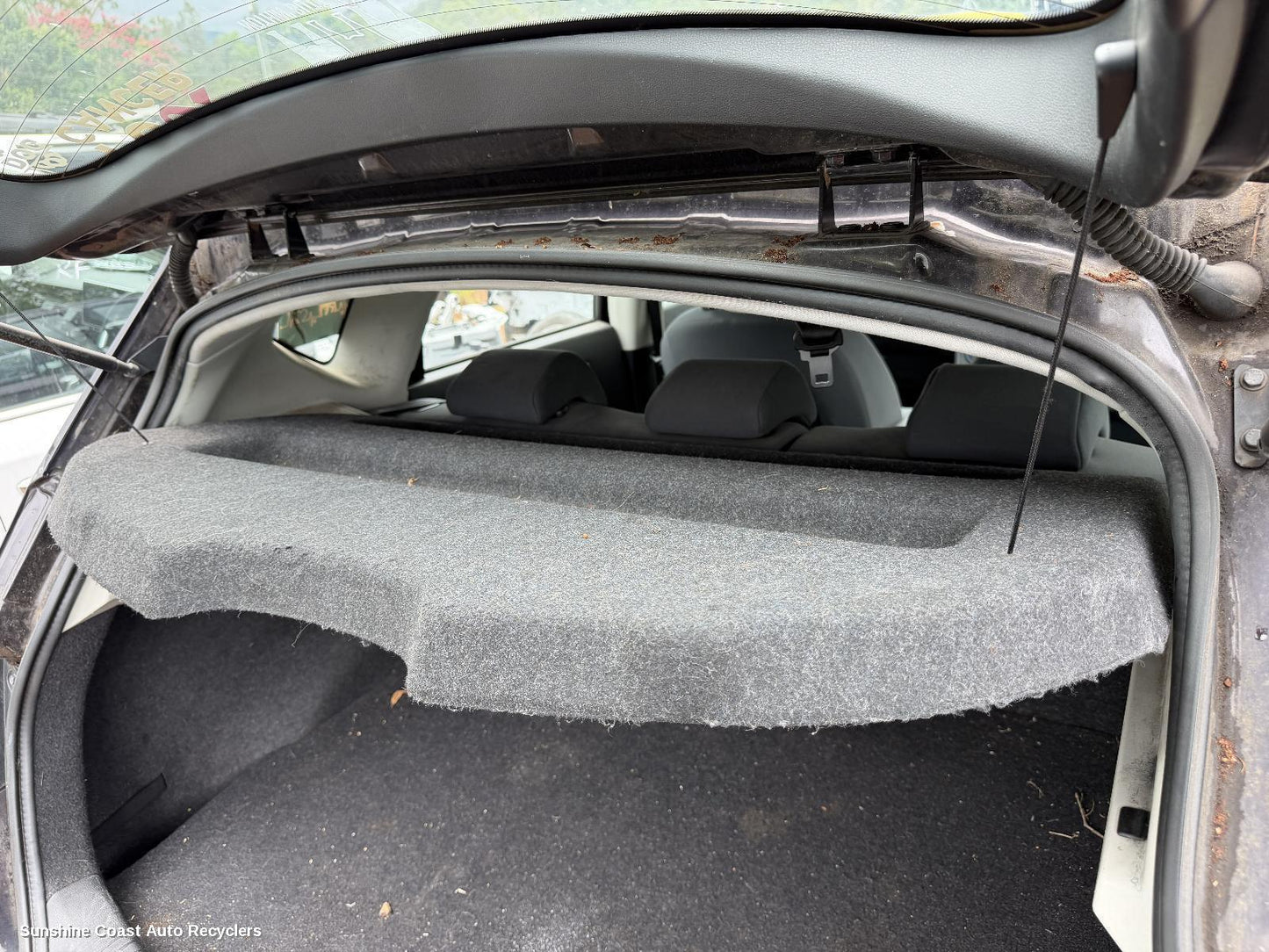 2007-2014 Nissan Dualis Parcel Shelf Cargo Blind