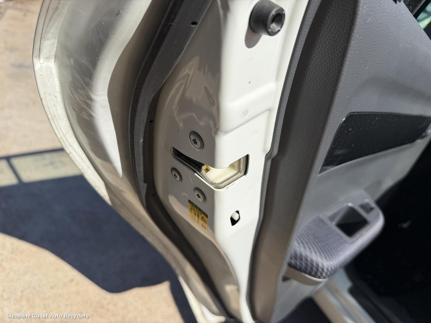 2004-2011 Suzuki Swift Door Boot Gate Lock