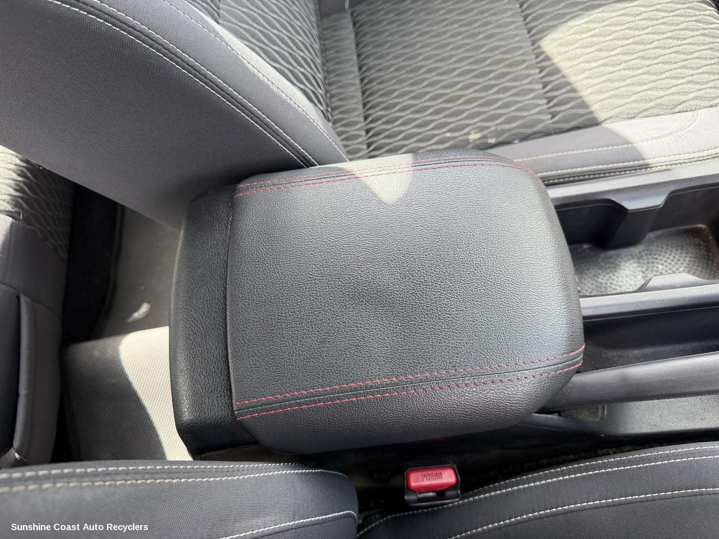 2021-2025 Ldv T60 Console