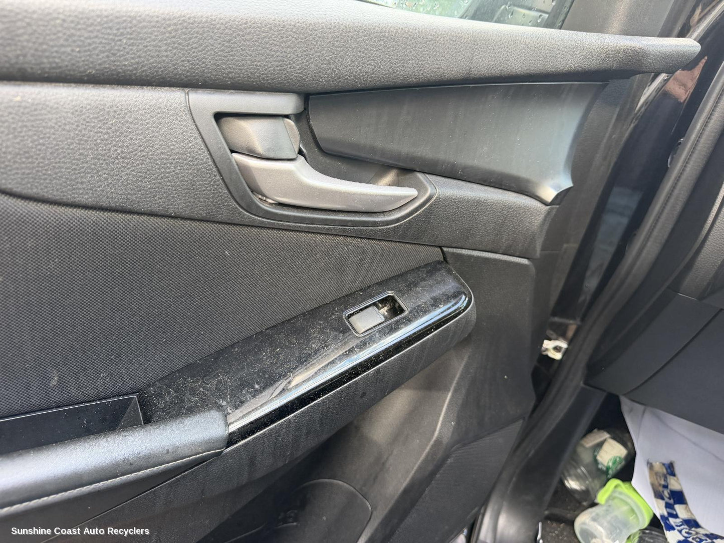 2020-2026 Mazda Bt50 Door Handle