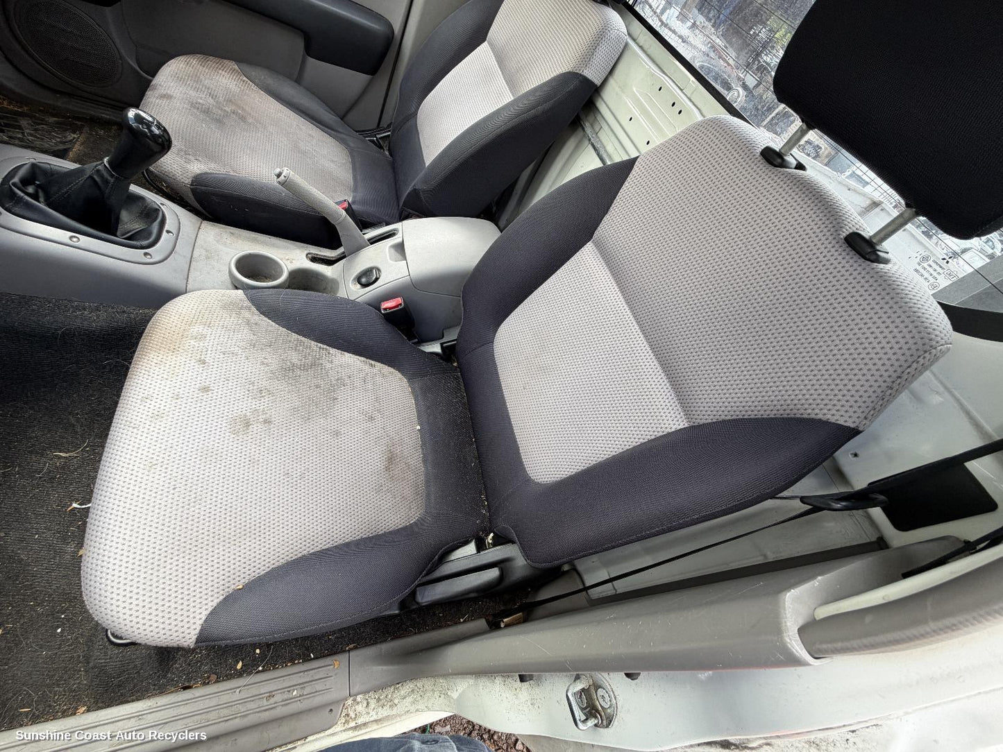 2006-2009 Mitsubishi Triton Front Seat