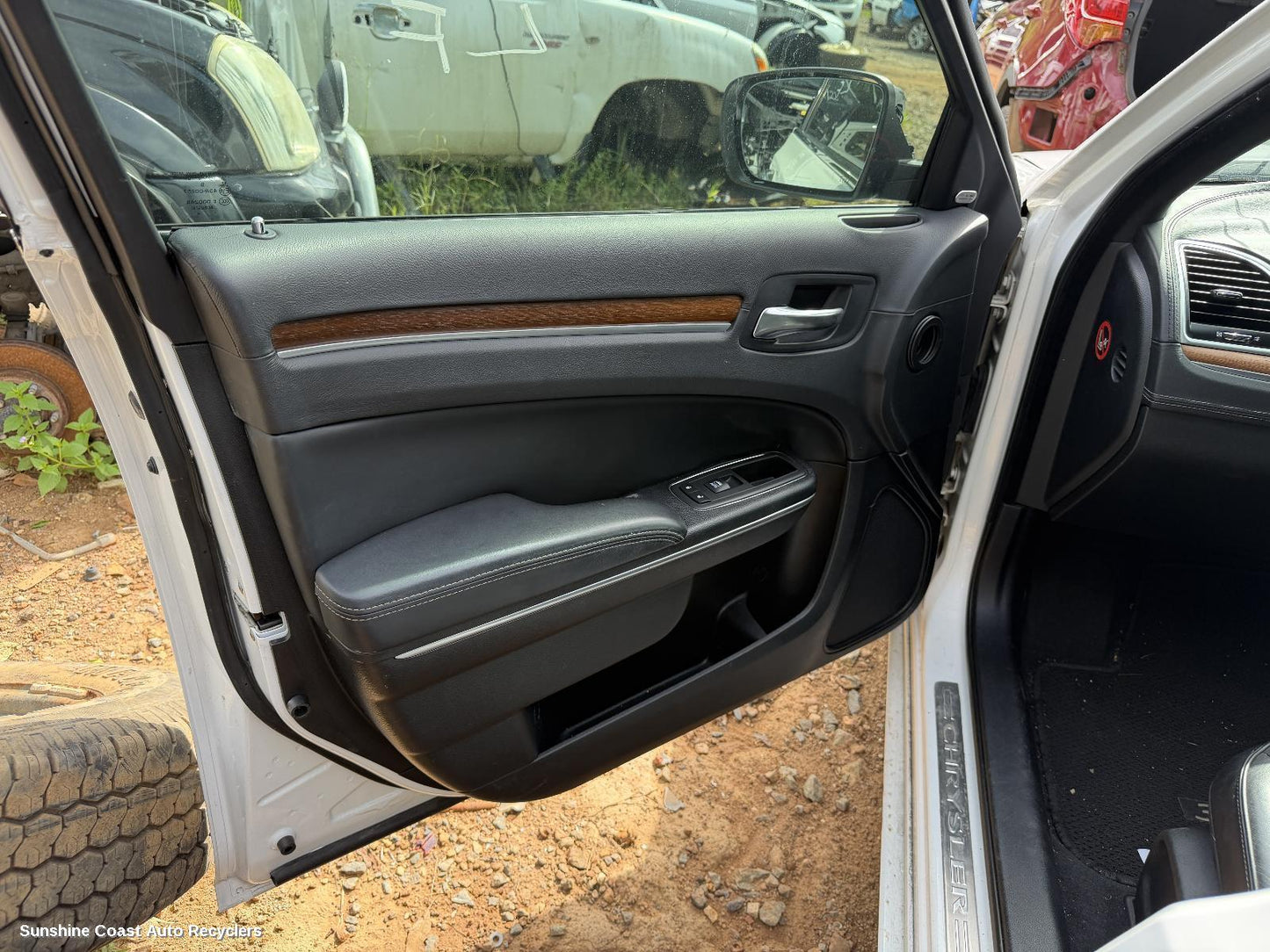 2012 Chrysler 300c Left Front Window Reg Motor