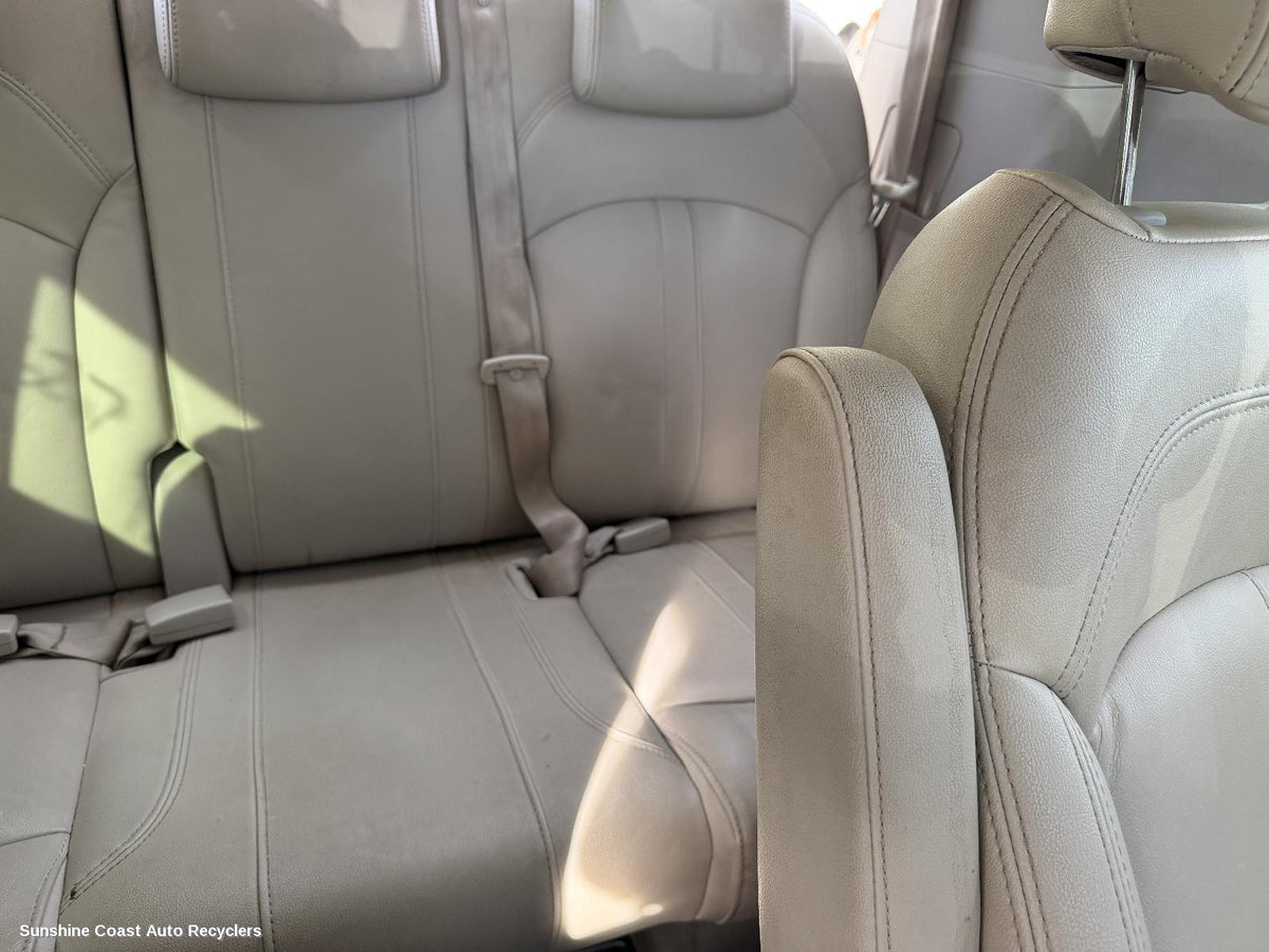 2015-2022 Ldv G10 Seatbelt Stalk