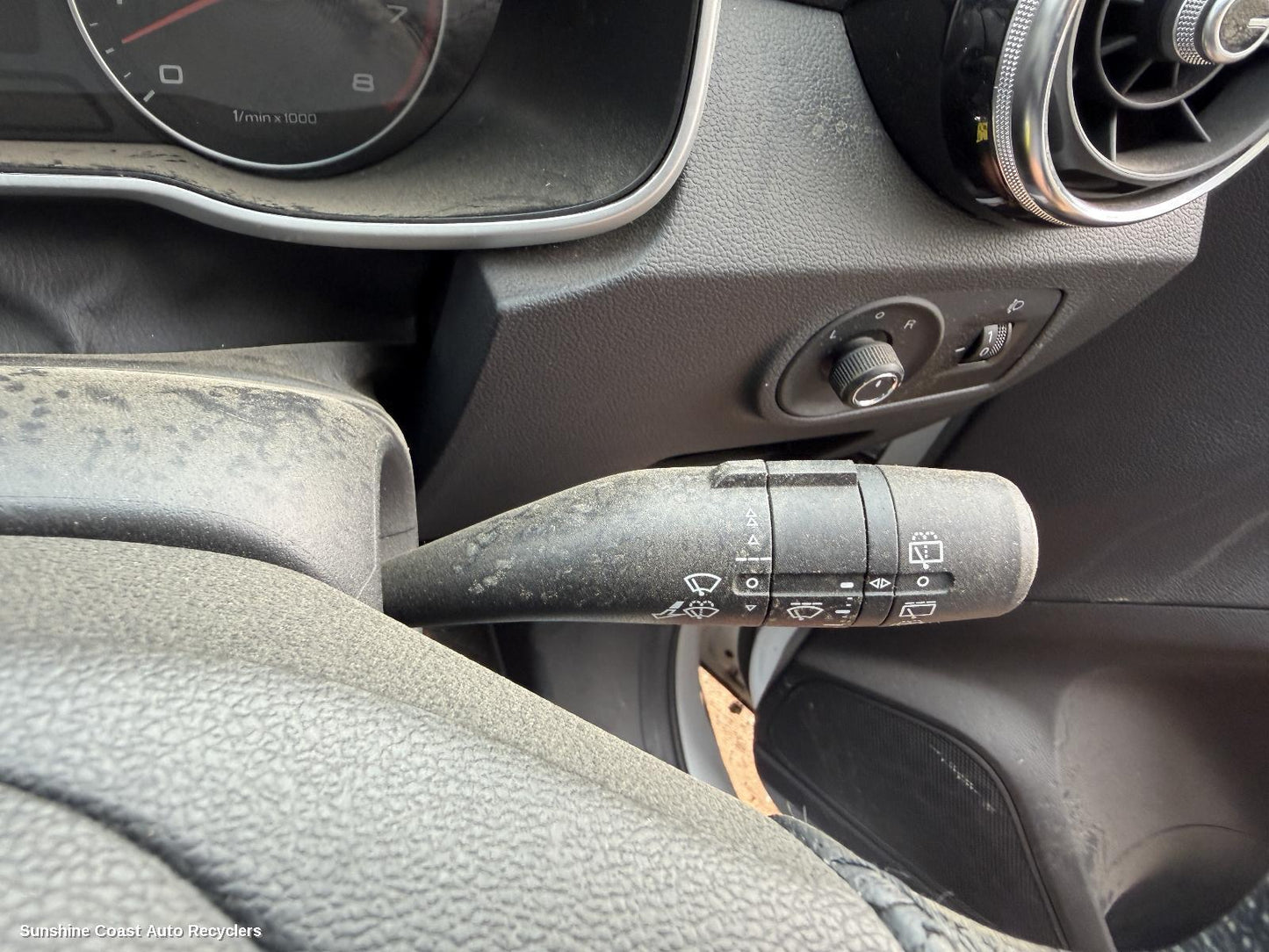 2017-2024 Mg Zs Combination Switch