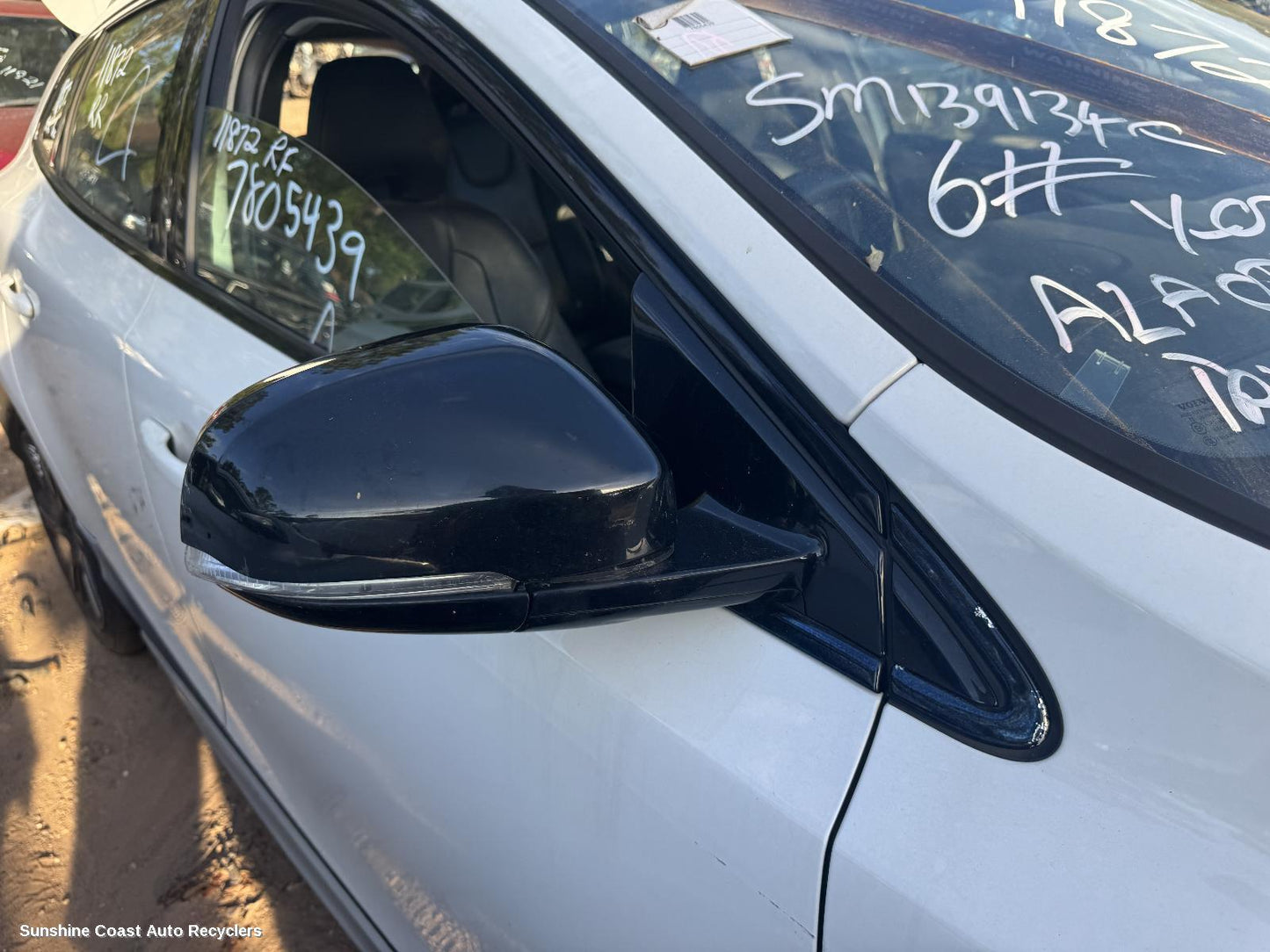 2015 Volvo S40 Right Door Mirror
