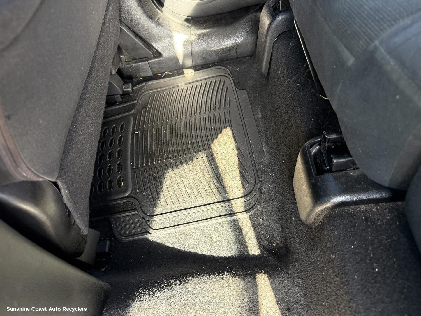 2014 Nissan Xtrail Floor Mats