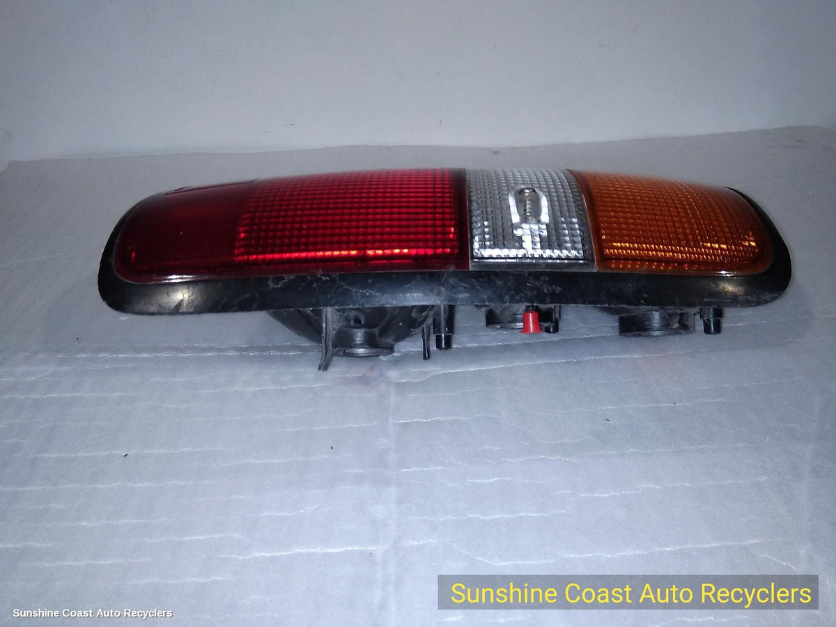 1990-1998 Toyota Landcruiser Right Taillight