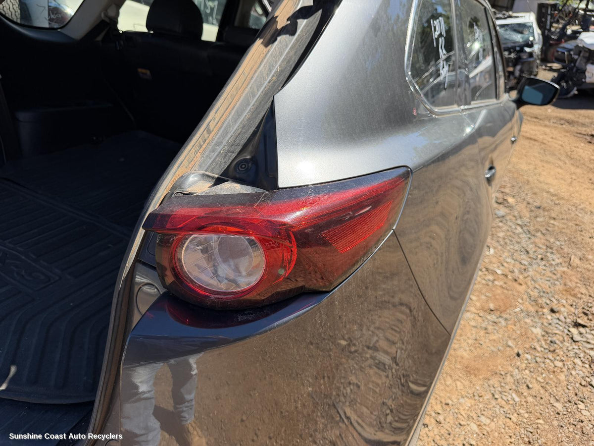2016-2024 Mazda Cx9 Right Taillight