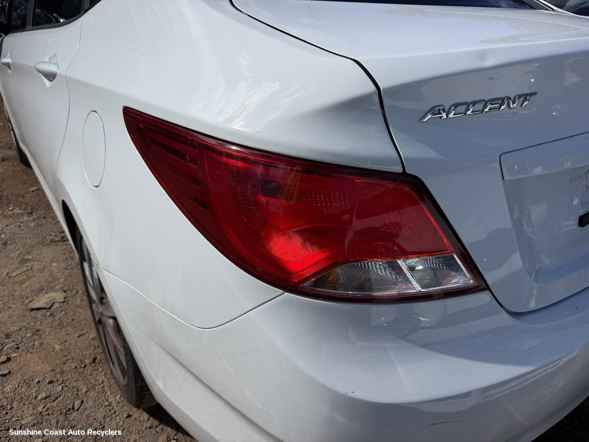 2014-2019 Hyundai Accent Left Taillight