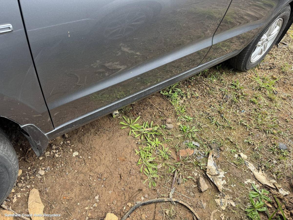 2005-2012 Hyundai Santa Fe Side Step Skirt