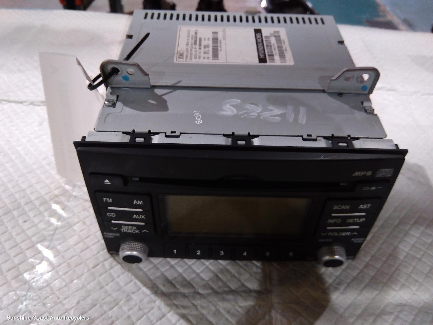 2009 Kia Carnival/grand Carnival Radio Cd Dvd Sat Tv