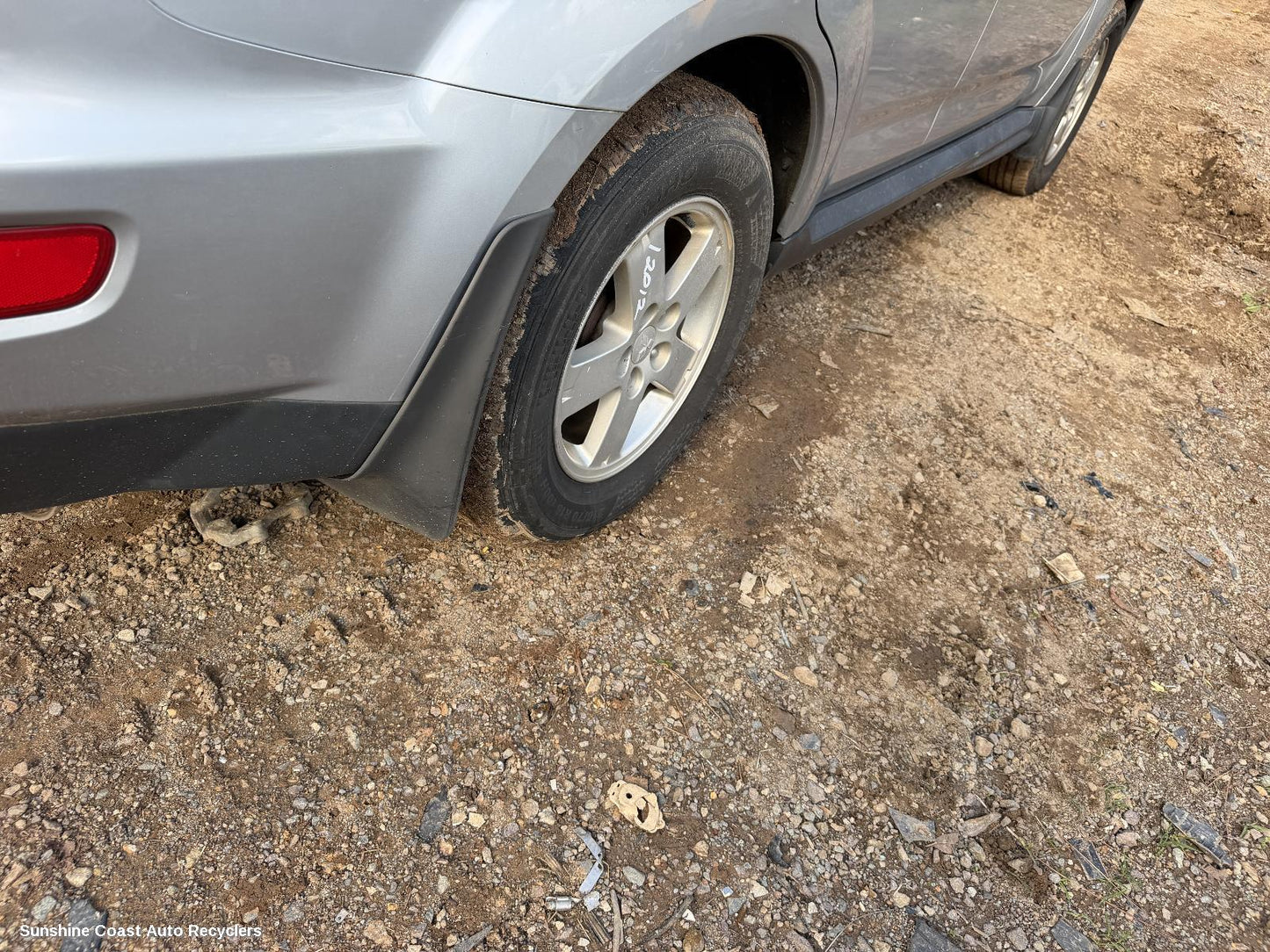 2006-2012 Mitsubishi Outlander Mud Flaps