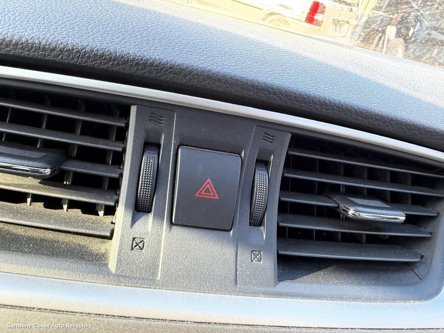 2013-2017 Nissan Pulsar Misc Switch Relay