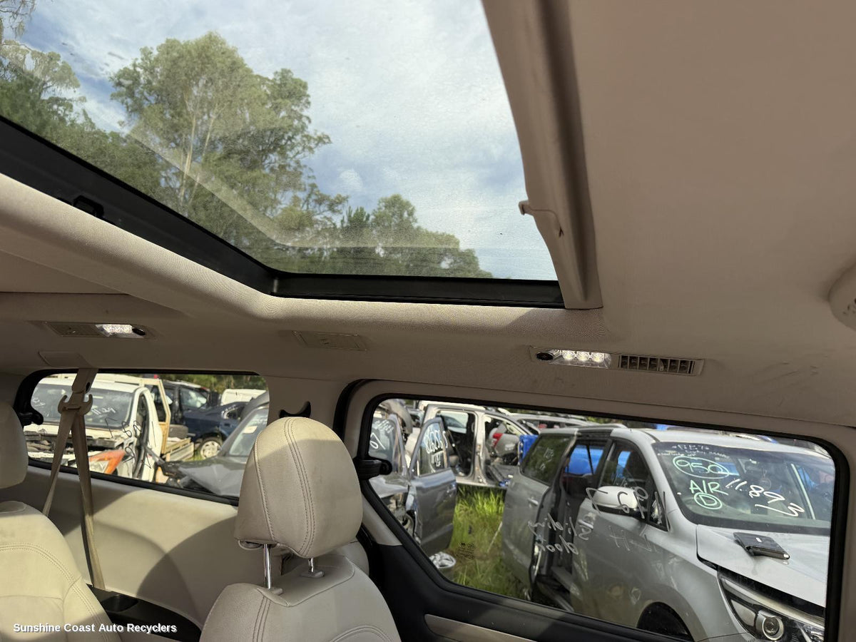 2015-2025 Ldv G10 Courtesy Light