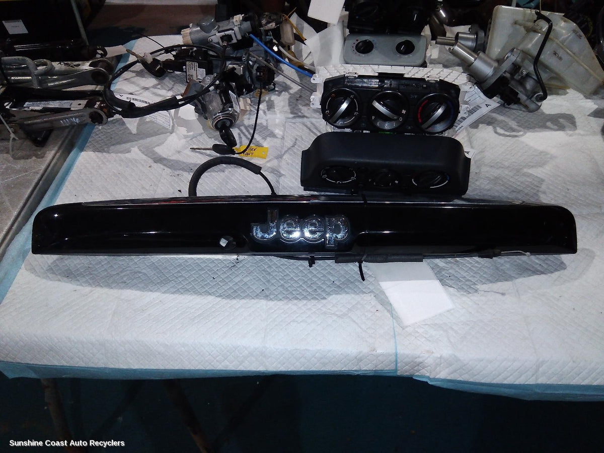 2013-2016 Jeep Compass Rear Garnish