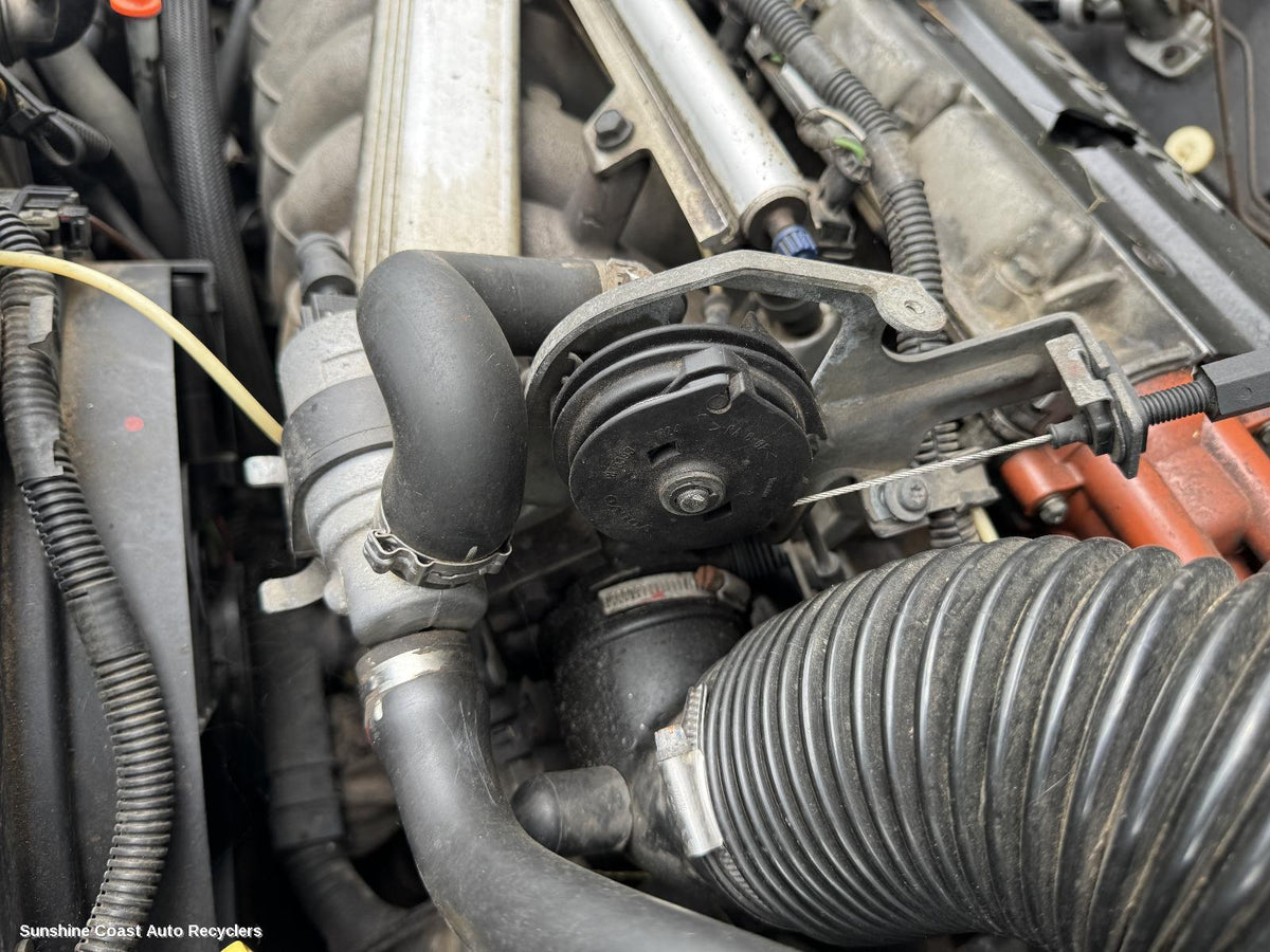 1997-2000 Volvo S70/v70/c70 Throttle Body