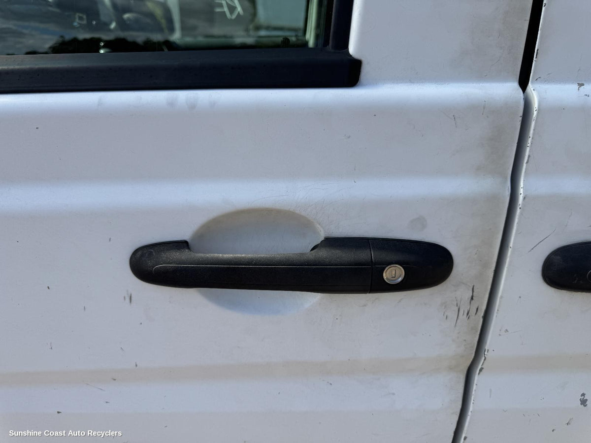 2011-2015 Mercedes Vito Door Handle