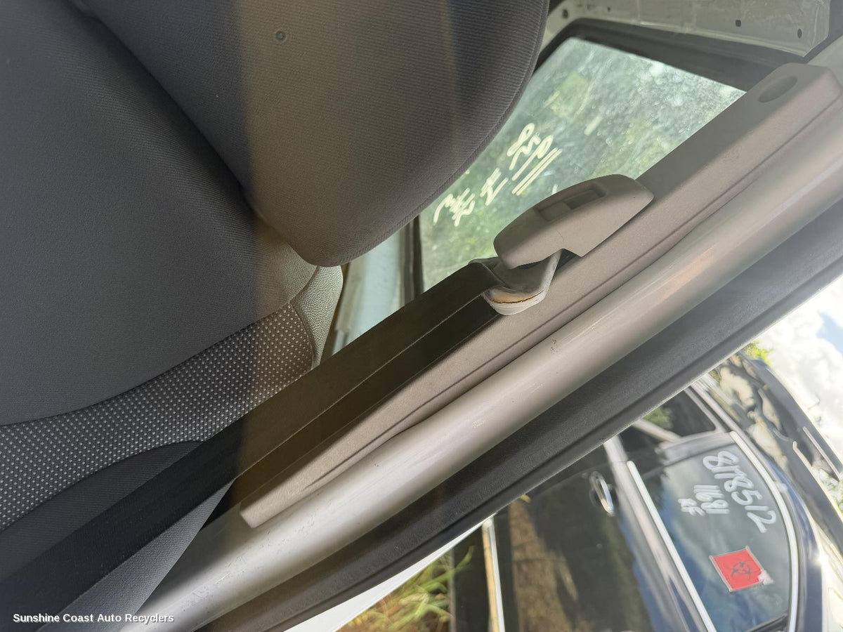 2008-2015 Peugeot Expert Seatbelt Stalk