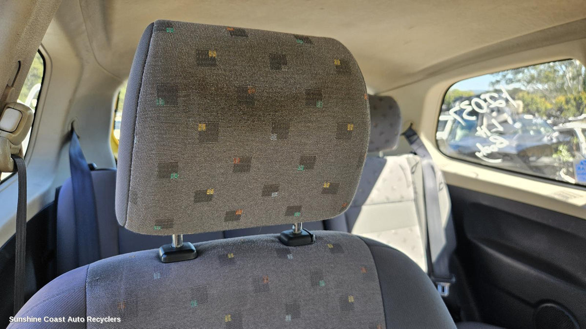 2002-2005 Hyundai Getz Headrest