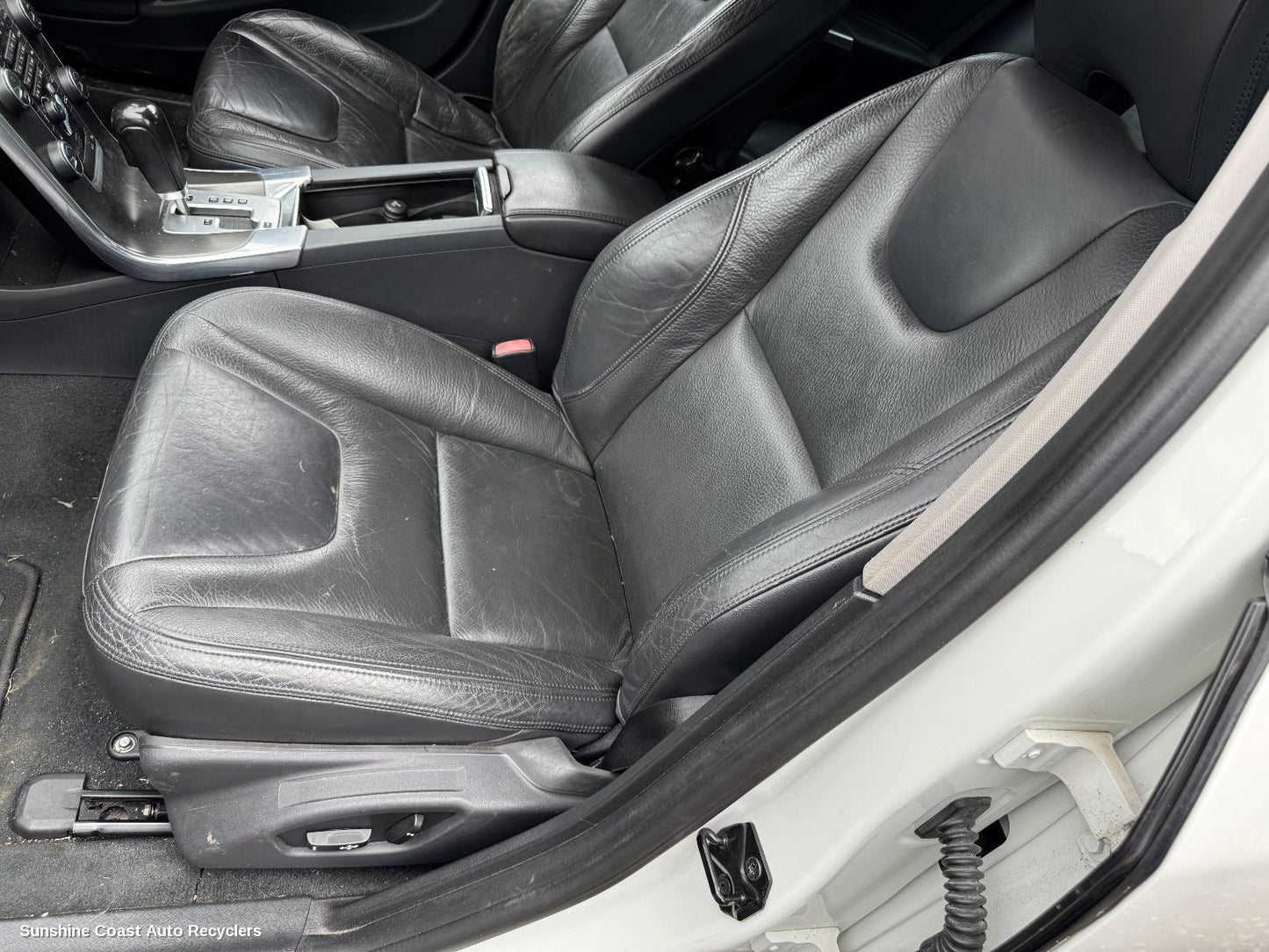 2012 Volvo S60/v60 Front Seat