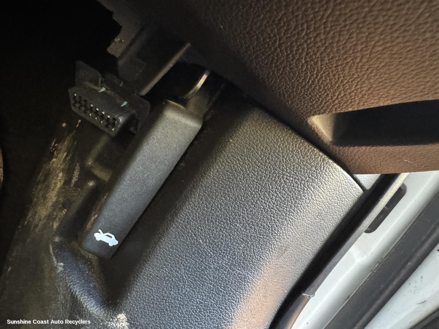 2015 Holden Cruze Bonnet Release